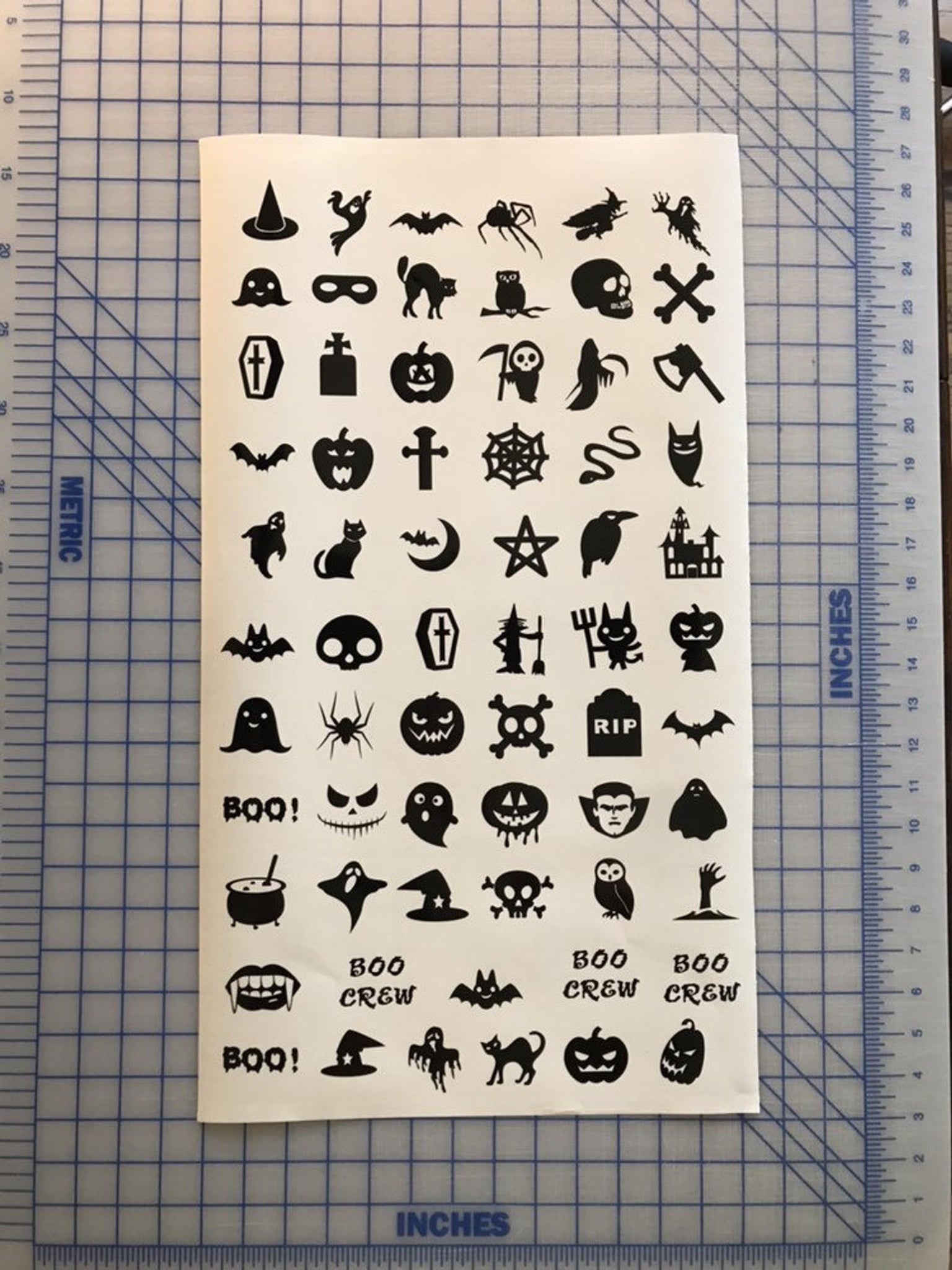9023 Halloween mini stencils